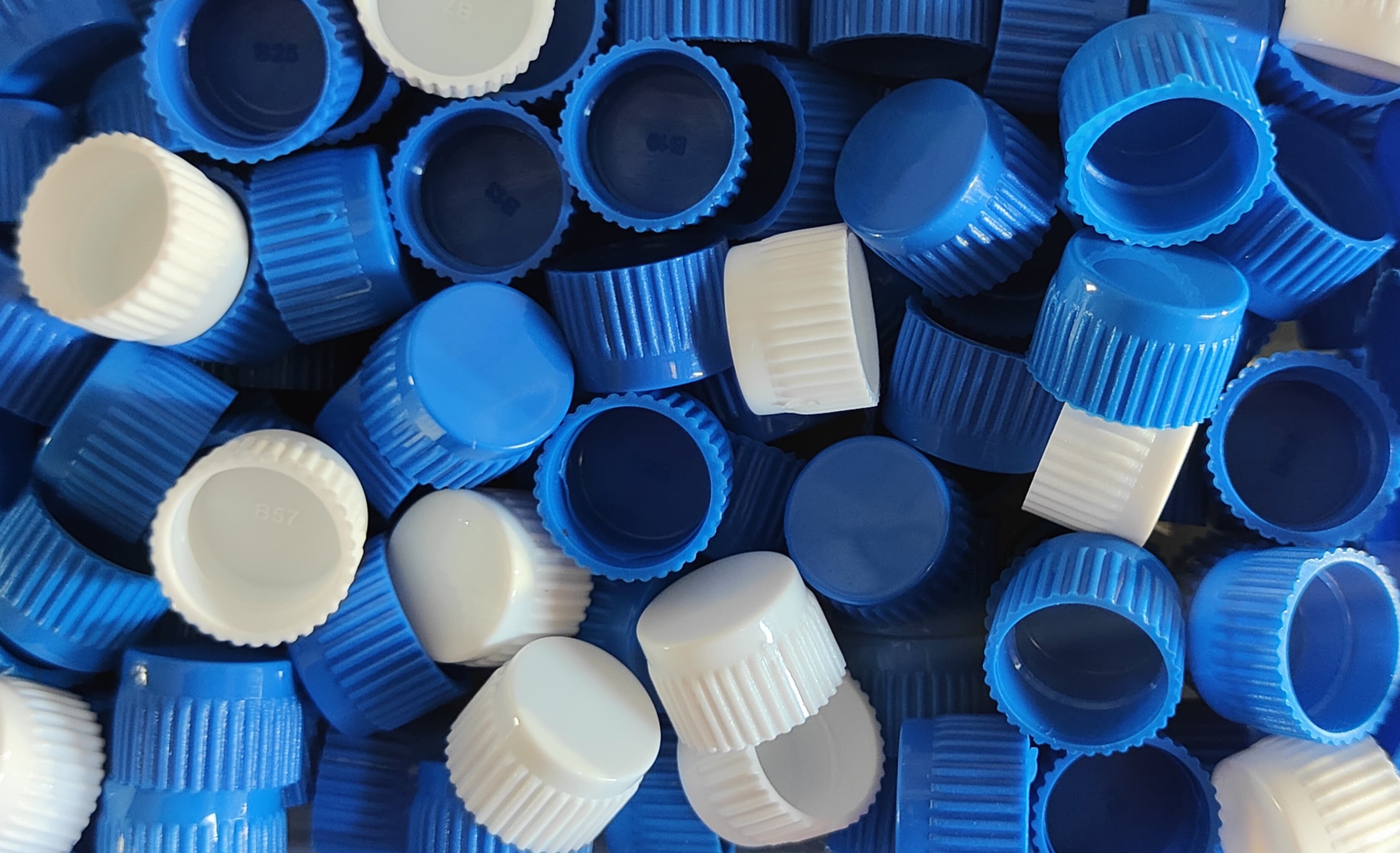 Helmet and Dust Caps